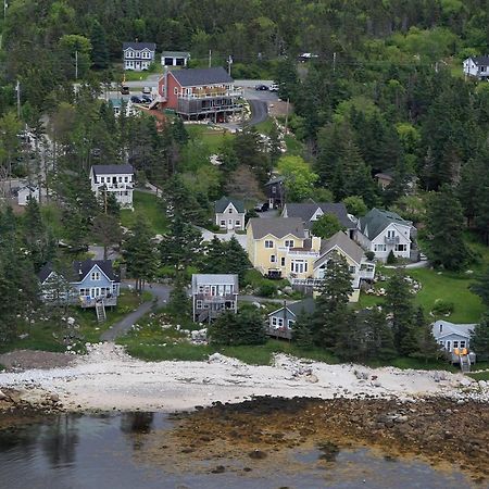 Oceanstone Seaside Resort Пеггис-Ков Экстерьер фото